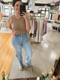 The Leslie 90's Flare Jeans