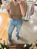 The Leslie 90's Flare Jeans